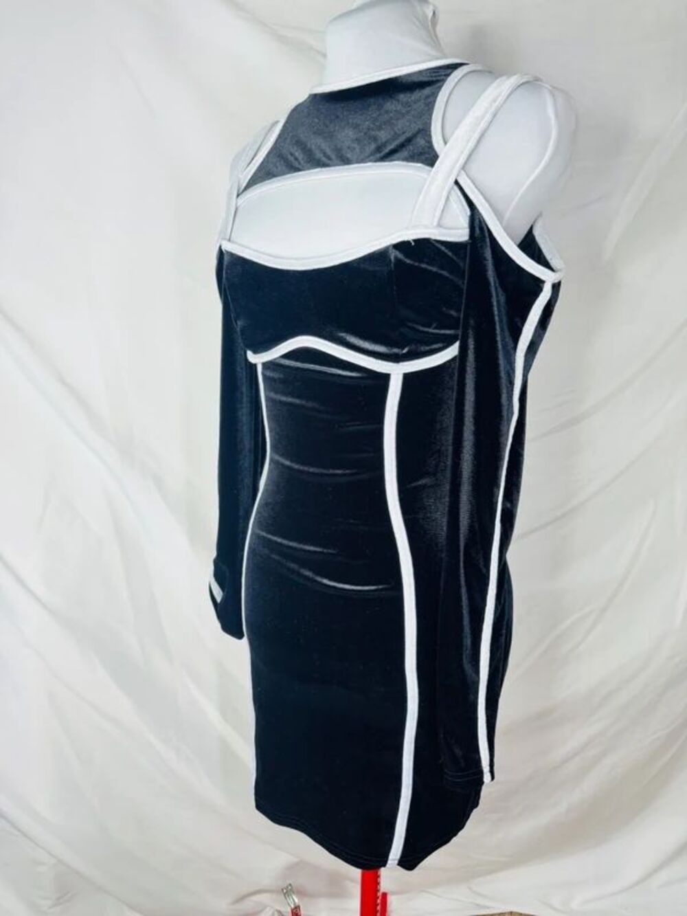 RARE Dolls Kill Miss 8 Black White Strappy Sleeve Velvet Bodycon Goth Baddie M